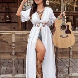 Western Duster With Button At Bust. Beautiful Floral Embroidery.